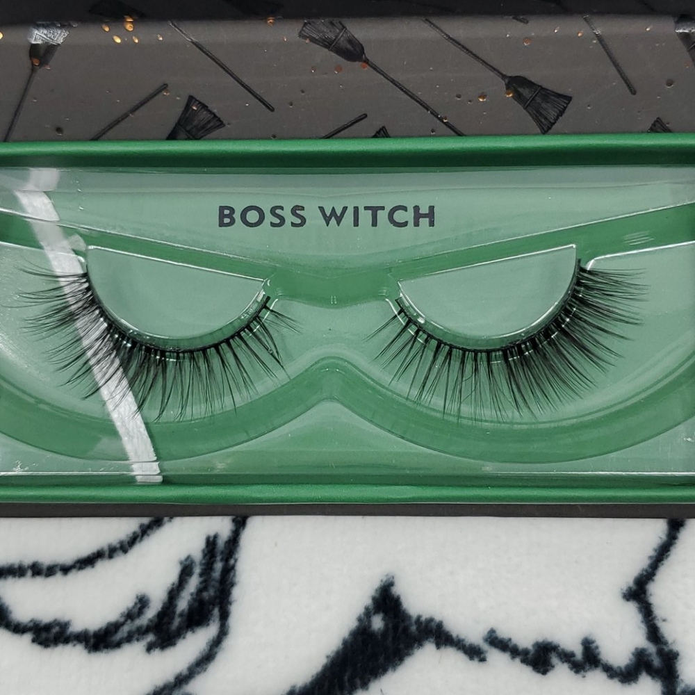 NIB Colourpop Hocus Pocus Boss Witch Lashes - Picture 4 of 5